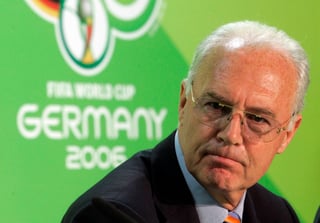 El hogar de Beckenbauer en Austria fue allanado el año pasado para buscar evidencia en el caso de las autoridades suizas. (AP)