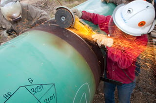 El oleoducto Keystone XL pretende transportar unos 830,000 barriles diarios de crudo sintético y bituminoso diluido desde la provincia canadiense de Alberta a distintos lugares de Estados Unidos, incluidas refinerías de Texas en el Golfo de México. (ARCHIVO)