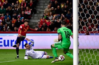 La selección de España derrotó 4-1 a Israel y ocupa el liderato de grupo por diferencia de goles. (AP)