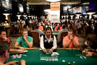 Algunos casinos han reducido sus salas de póquer. Otros directamente las han eliminado. (ARCHIVO)