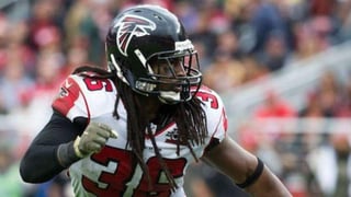 Kemal Ishmael ha jugado sus cuatro temporadas en la NFL con los Falcons de Atlanta. (Archivo)