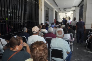 Torreón. Delegado de Sedesol en Coahuila anunció mejoras en la atención para los beneficiados del programa 65 y Más. (GUADALUPE MIRANDA)