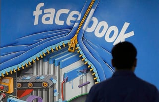Facebook destacó que el proyecto quiere ofrecer a la sociedad 'las herramientas necesarias para ser crítico con la información que ven online'. (ARCHIVO)