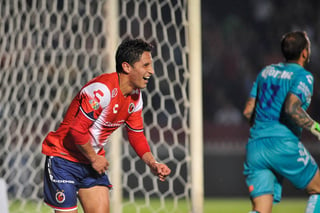 Ángel Reyna, del Veracruz, en festejo en juego pendiente de la jornada 10 del Clausura. Veracruz se encarga de La Franja en su estadio