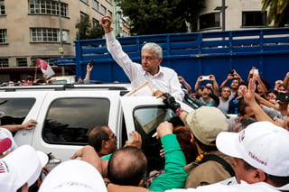 El partido de Andrés Manuel López Obrador está en primer lugar de las preferencias, por primera vez desde su aparición.
