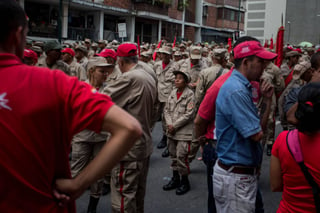 Filas. Gobierno de  Maduro   amplió a 500 mil civiles armados la Milicia Bolivariana.