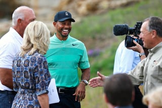 Dos días después de decir que su espalda estaba mejorando, Tiger Woods anunció ayer que fue operado por cuarta ocasión de la espalda. (AP)