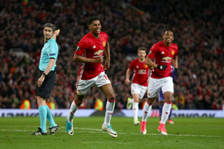 Con un golazo de Marcus Rashford en tiempo extra, el Manchester United se instaló en las semifinales de la Liga de Europa al vencer 2-1 al Anderlecht. (AP)