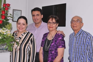 Alma Hernández, Miguel Hernández, Alma Galindo y Miguel Hernández.
