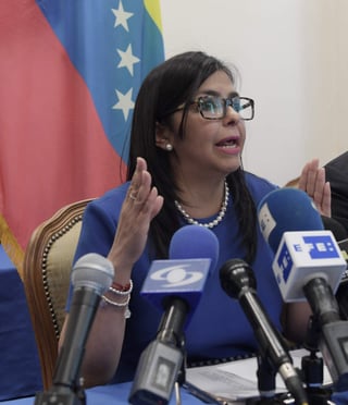 En una declaración que emitió hoy al mediodía en la Casa Amarilla, sede de la cancillería venezolana, Rodríguez dejó entrever que México se doblegó a los intereses de la Casa Blanca. (ARCHIVO)

