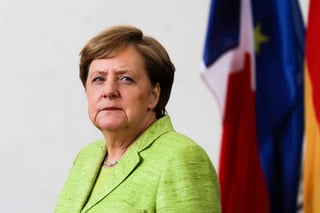 El gobierno de Angela Merkel puso sobre la mesa los puntos que marcarán las diferencias entre el futuro mandatario francés y la canciller alemana. (ARCHIVO)