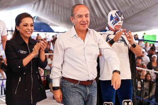 Denuncia. Felipe Calderón participa en una campaña proselitista a favor de Josefina.
