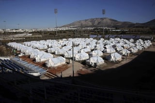 Caso. Los trabajadores humanitarios en Grecia señalados, laboran para una organización financiada por la Unión Europea.