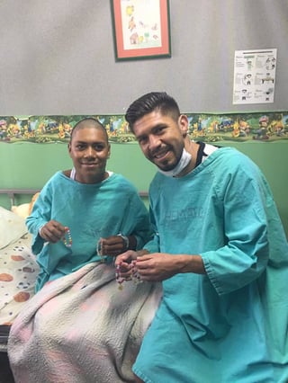 Oribe visita el Hospital Infantil
