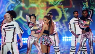 Ariana Grande tiene previsto presentarse el 12 y 13 de julio en el Palacio de los Deportes de la Ciudad de México y el 18 y 19 del mismo mes en la Arena Monterrey. (ARCHIVO)
