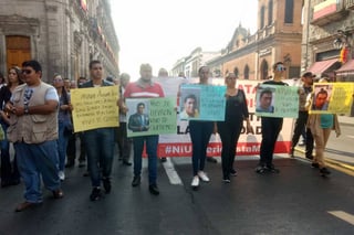 Protestas. Periodistas en Michoacán marcharon para exigir a las autoridades resultados.