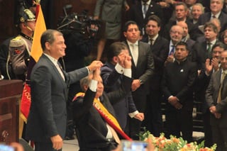 Juró el cargo como presidente de Ecuador para el período 2017-2021. (TWITTER)