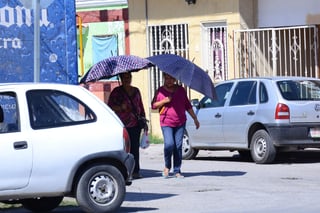 El director de Salud Municipal en Gómez Palacio, Juan Carlos Padilla Valdivia, señaló que pese a que en los últimos dos o tres días se ha incrementado la temperatura hasta los 42 grados centígrados. (ARCHIVO)