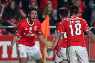 Benfica se enfrenta hoy al Vitoria Guimaraes en la final de Copa. Benfica y Raúl Jiménez buscan el doblete
