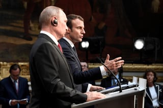 Macron señaló que desea reforzar la cooperación con Rusia para combatir al terrorismo en Siria, que supone la 'prioridad absoluta' de Francia en el país árabe. (AP)