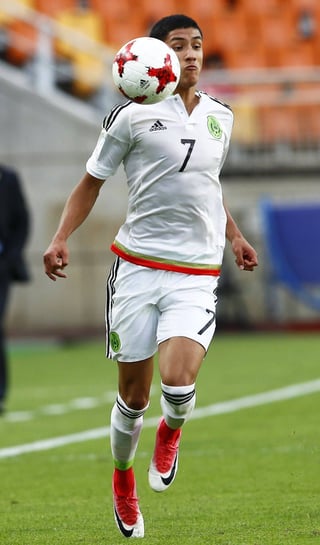 El santista Uriel Antuna está listo para defender los colores de la Selección Mexicana en la categoría Sub-20.  (EFE)