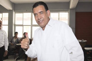 Reacción. Humberto Moreira reaccionó molesto por los resultados electorales difundidos hasta el momento. (EL SIGLO DE TORREÓN)