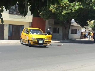 Fue alrededor de las 12:00 horas del pasado miércoles 24 de mayo cuando se activó el código rojo por el reporte de una persona baleada en la avenida Cuarta a la altura de la calle Doce en la colonia Braulio Fernández Aguirre. (ESPECIAL)