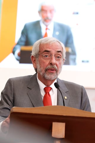 Premio. El rector de la UNAM, Enrique Graue participó en la entrega del Premio Nacional de Investigación. 
