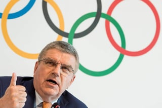 Según Bach, el COI ya ha enviado a la federación 'una señal muy fuerte' al reducir hoy su cuota de participación en Tokio 2020 en 64 atletas respecto a 2016.