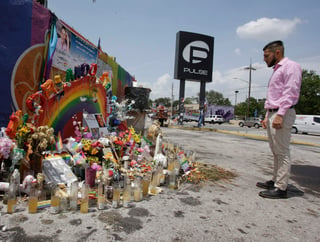 'Fue un ataque contra Orlando, contra nuestro estado, contra la comunidad hispana y la comunidad LGBTQ', expresó Scott. (ARCHIVO)