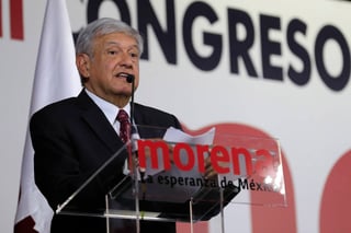 Anuncio. Andrés Manuel López Obrador, dirigente de Morena, pidió avalar alianzas sólo con el PT.