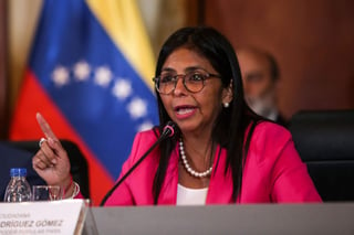 La canciller detalló que en esas resoluciones Venezuela rechaza la construcción de un muro entre México y Estados Unidos propuesto por el presidente estadounidense, Donald Trump. (ARCHIVO)