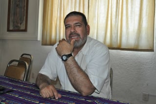 Opinión. Antonio Esparza, del centro Juan Gerardi, dijo que es necesario se investigue el supuesto caso de espionaje. (ARCHIVO)