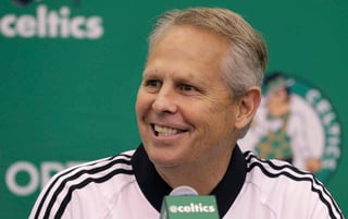 Danny Ainge, director de operaciones de Celtics, se mostró contento con el canje realizado con los 76ers de Filadelfia, ya que Boston seleccionará tercero en este Draft y tendrá otra selección de primera ronda en 2018 ó 2019.