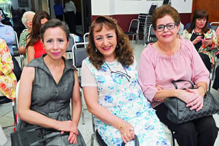 Lidia, María Elena y Rosy.