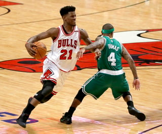 El jugador dejará a los Bulls para jugar con Minnesota . (Fotografía de AP)