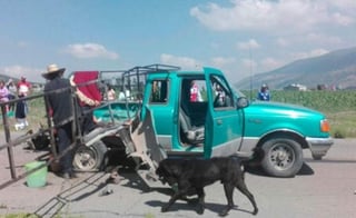 El gobierno mexiquense señaló que la explosión se registró en la comunidad Cerrito de Tixmadeje, a bordo de una camioneta marca Ford, tipo Ranger, con placas de circulación de Michoacán. (ESPECIAL)