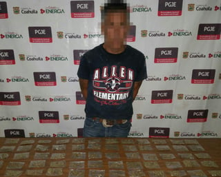 Detenidos. Elementos de la PGJE detuvieron en Torreón
y Acuña a cinco narcomenudistas, dos de ellos con un arma.