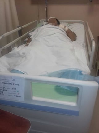 Hospitalizada. La joven ingresó al Hospital General de Torreón, tenía lesiones en las manos y en la cabeza. (CORTESÍA)