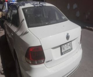 Recuperación. Elementos municipales de Gómez Palacio localizan un auto que contaba con reporte de robo en Torreón. 