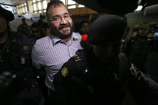 Javier Duarte enfrenta cargos de desvíos de sólo 570 millones de pesos. (ARCHIVO) 