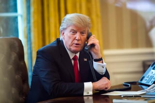 Trump discutió la crisis nuclear de Corea del Norte en llamadas telefónicas separadas con los líderes de China y Japón. (ARCHIVO)