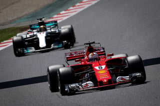 Los pilotos de Ferrari y Mercedes se disputan el primer lugar de la temporada 2017 de la Fórmula Uno. Rivalidades al extremo en la Fórmula Uno