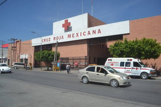 Baleado. El lesionado ingresó en horas de la madrugada al hospital de la Cruz Roja de Torreón.