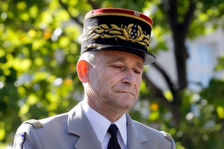Recorte. Villiers expresó su rechazo al recorte de financiamiento del ejército galo, decisión del presidente Macron. 
