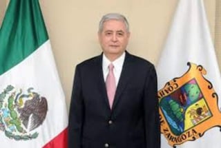 Carlos Cabello, Secretario de Fiscalización del Estado de Coahuila; es quien encabeza su equipo de transición. 