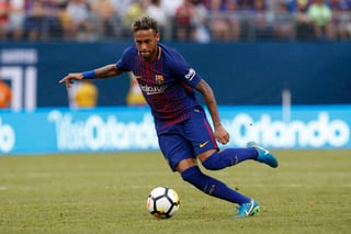 El brasileño Neymar marcó los dos tantos del Barcelona en la victoria  2-1 sobre la Juventus en la International Champions Cup. (AP)