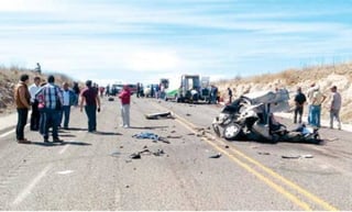 Accidente. Este accidente se registró el 16 de febrero de 2015 en la autopista Durango-Mazatlán con saldo de dos personas muertas y tres más lesionadas.