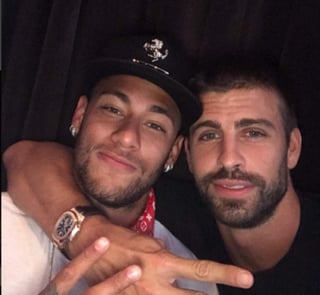 La frase 'se queda' en Instagram se interpreta como un mensaje dirigido a los aficionados sobre la permanencia en el equipo de Neymar. 