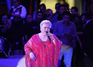 La cantante deleitó a miles de laguneros la noche del viernes en el Palenque de la Feria Nacional de Gómez Palacio. (ÉRICK SOTOMAYOR)